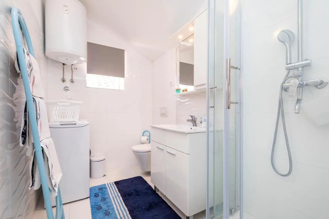 Apartments Priko 63